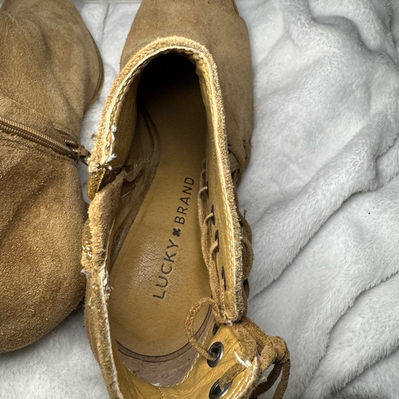 Lucky Brand Hartley Brown Suede Lace-Up Peep-Toe Ankle Boots Size 7.5. - Picture 8 of 10